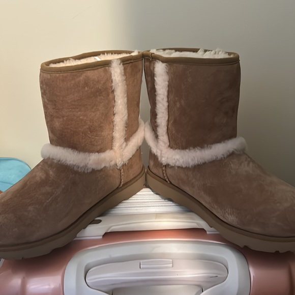 UGG HADLEY II WATERPROOF BOOTS - Picture 4 of 10